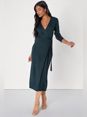 Lulus Literary Lover Emerald Green Midi Wrap Sweater Dress NWT Medium